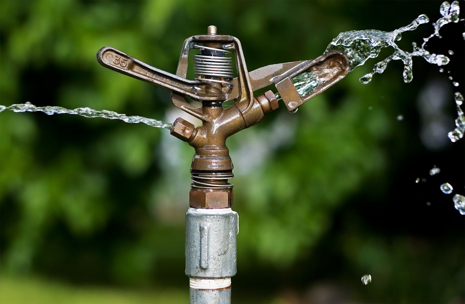 Rotor sprinkler mekanizması